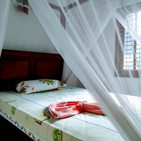 Ceylonia Guest Hotell Weligama Exteriör bild
