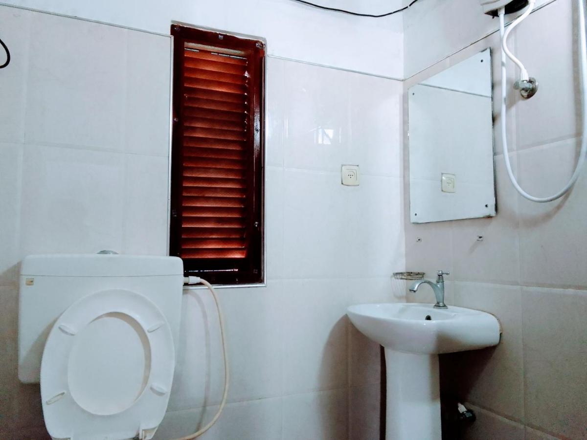 Ceylonia Guest Hotell Weligama Exteriör bild