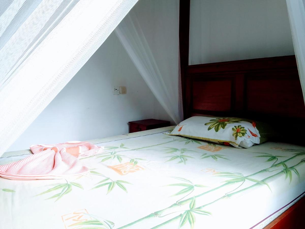 Ceylonia Guest Hotell Weligama Exteriör bild